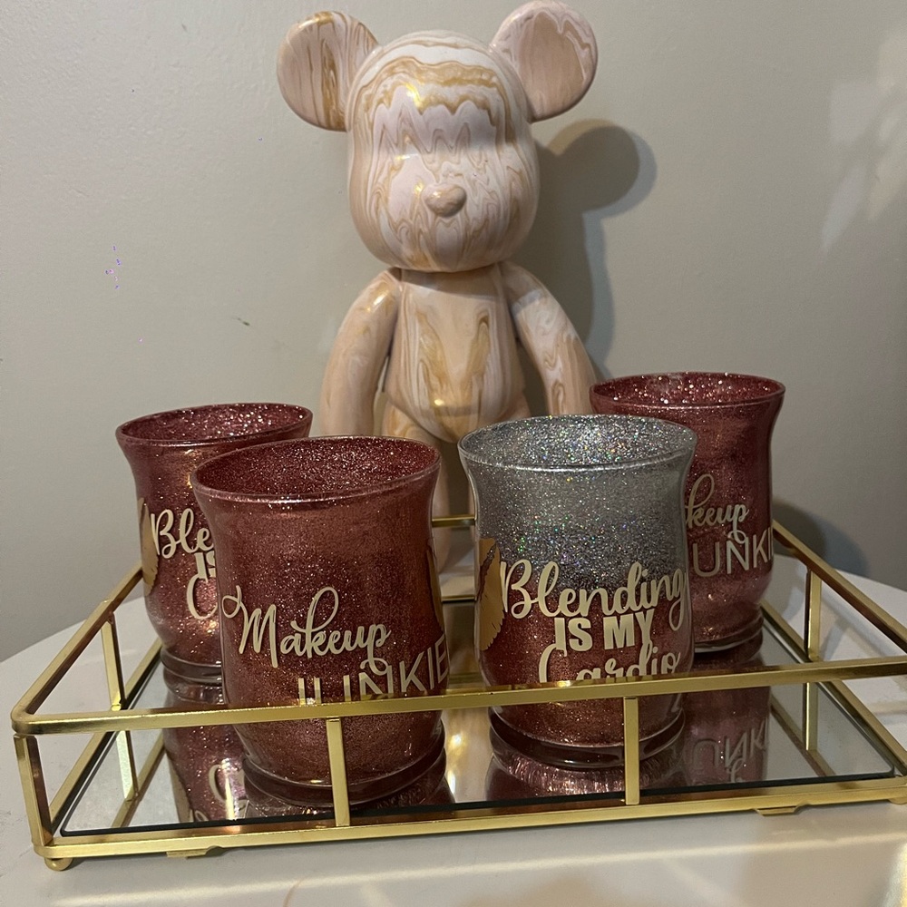 Custom make up jar